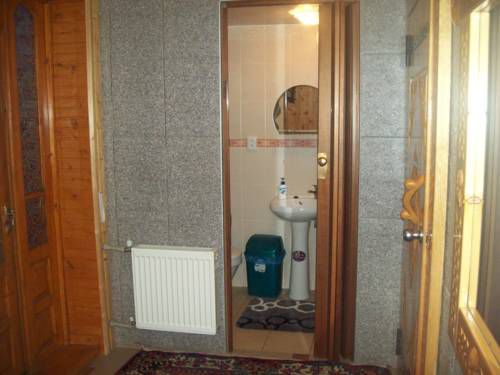 Садиба 'Карпатська тиша'