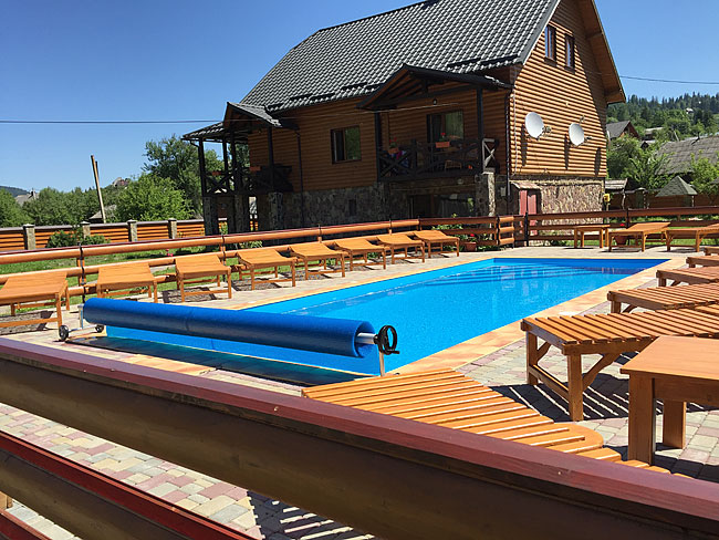 Садиба 'Над річкою' Славське