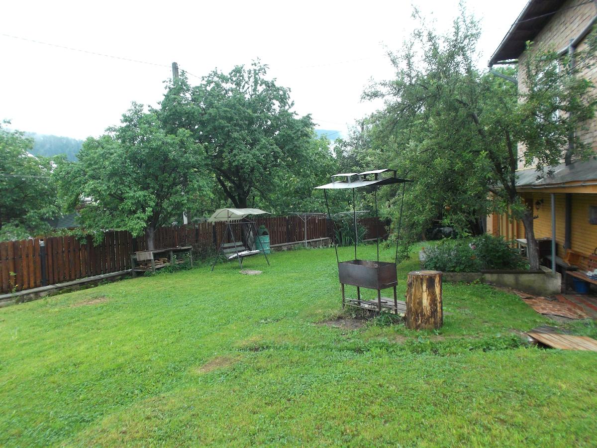 Котедж 'Рукавичка' Яремче