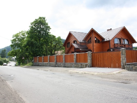 Садиба 'Три сестри'