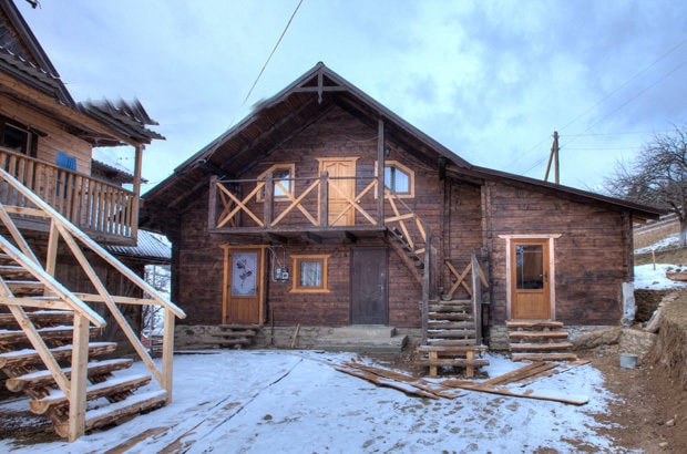 Садиба 'У лісовій казці' Яблуниця (приватний сектор)