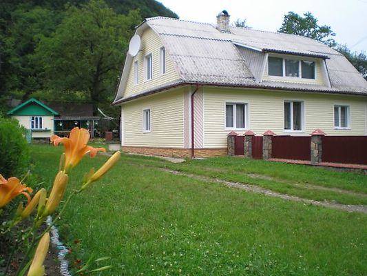 Садиба 'Відпочинок у Наталі' Виженка