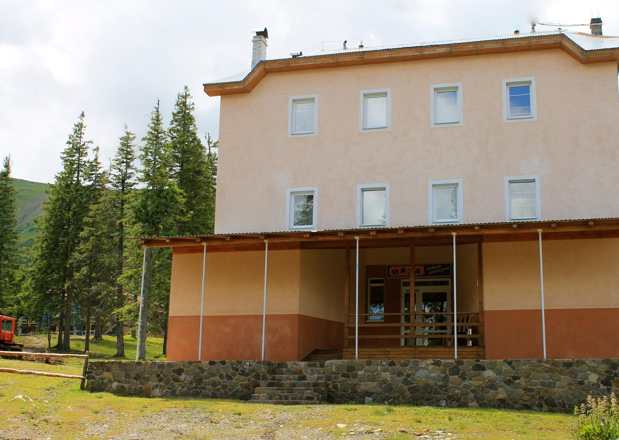 Спортивно-туристичний комплекс 'Оаза' Драгобрат