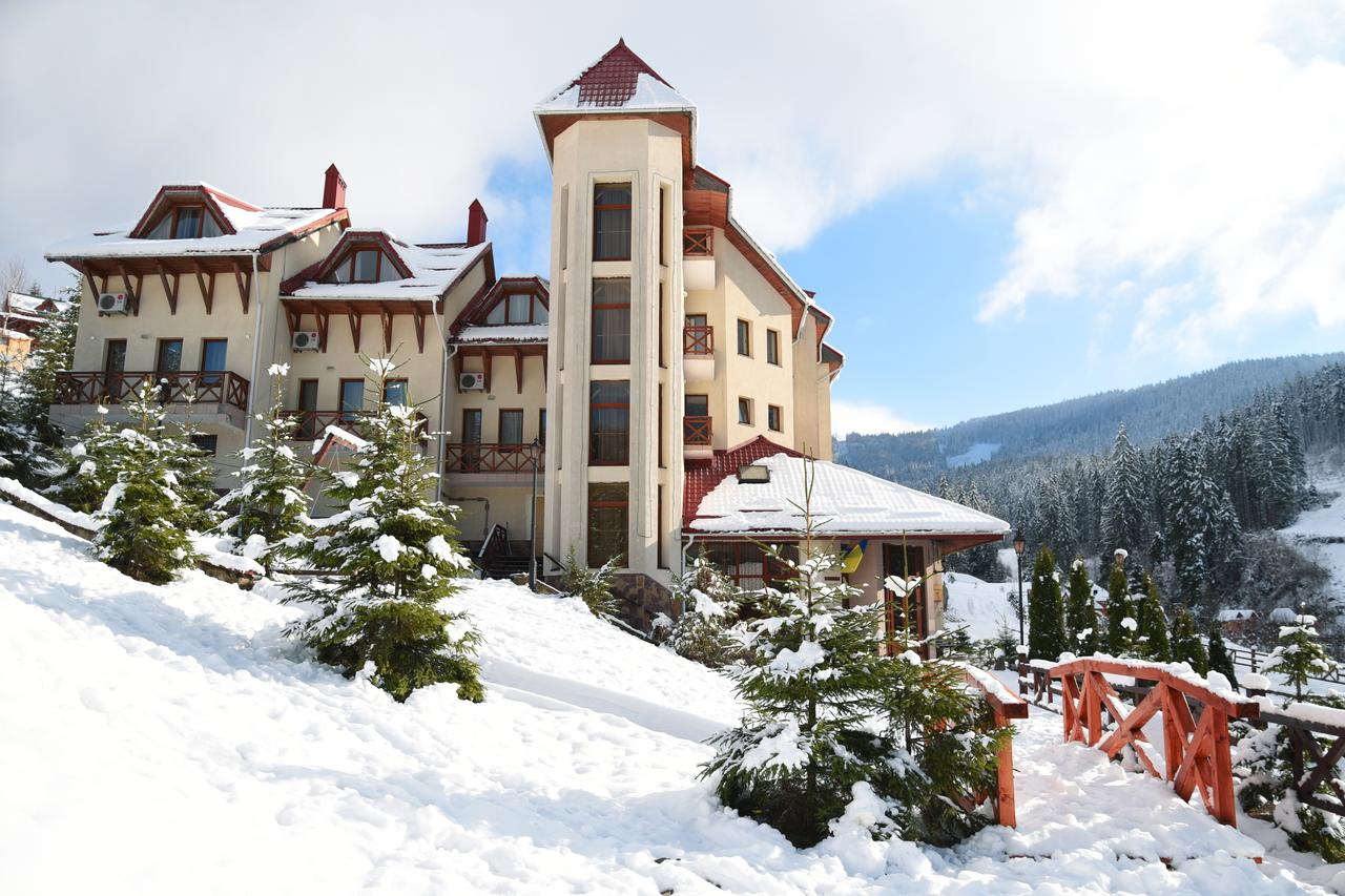 Туристичний комплекс 'Захар Беркут' (басейн, сауна, чан)