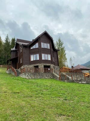 Будинок в горах