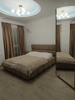 двокімнатна на вул. Конституційна 42