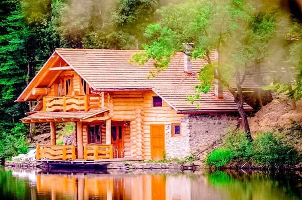 Джерельне озеро