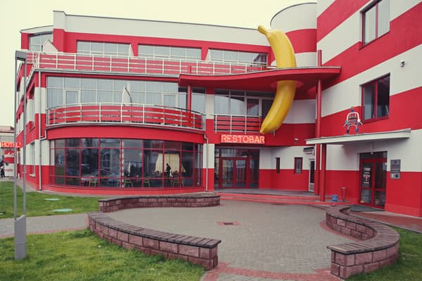 Emigrand art hotel&restobar