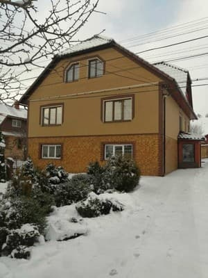 Гостинний двір