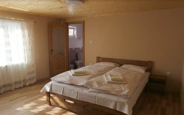 Крафтова садиба