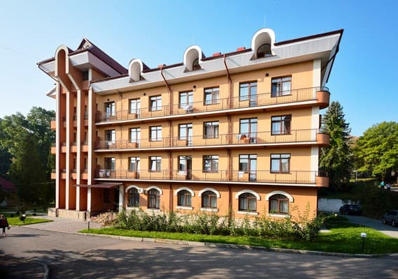 Кришталевий Палац