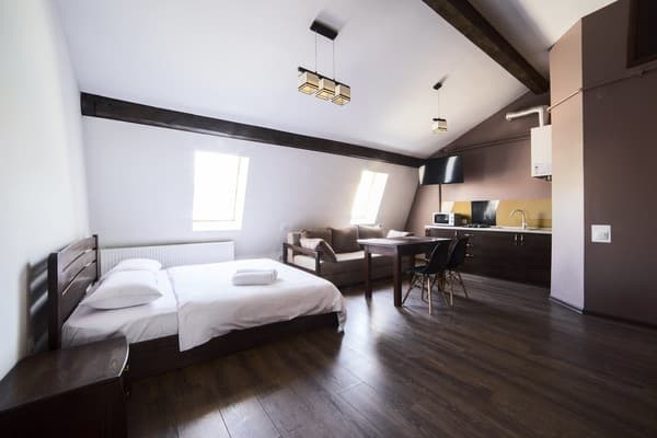 Lviv4U вул. Личаківська, 8/210