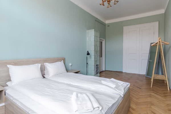 на Коперника 11