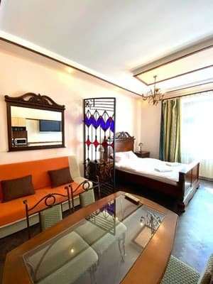 Oberig Лесі Українки 19