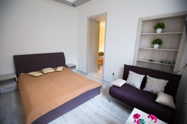 Oberig, Проспект Свободи, 22