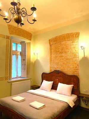 Oberig в центрі  вул. Валова 21