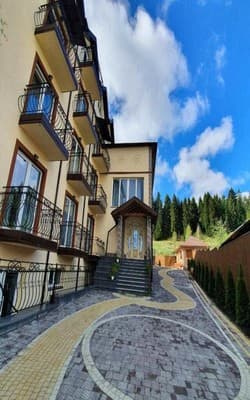 Поезія Мандрів