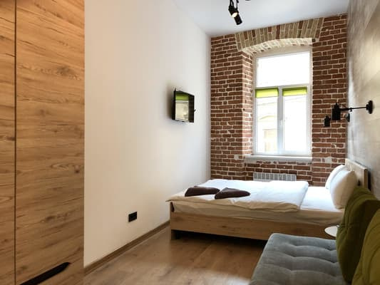 Romantic Apartments вул Богдана Хмельницького, 8