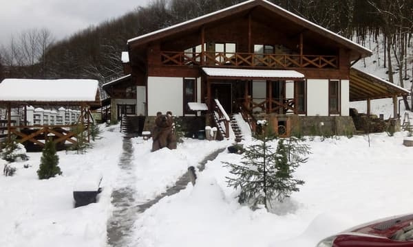 Шале Ведмеже