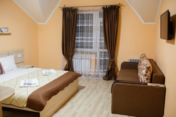 Золота поляна