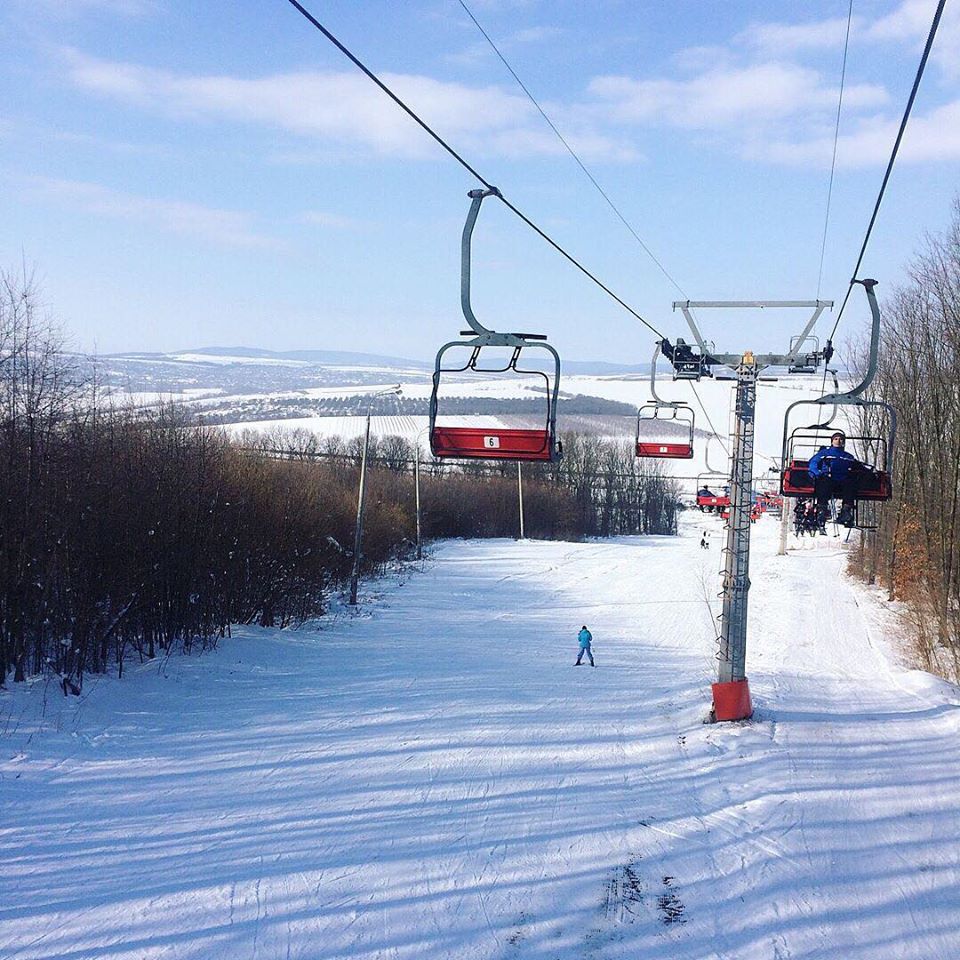 Гірськолижний курорт 'Сонячна долина' Бояни