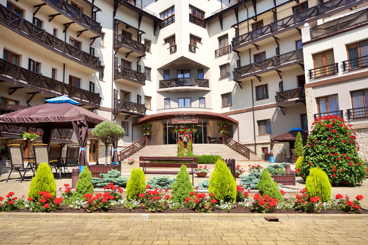 Курортний комплекс «Шале Грааль»