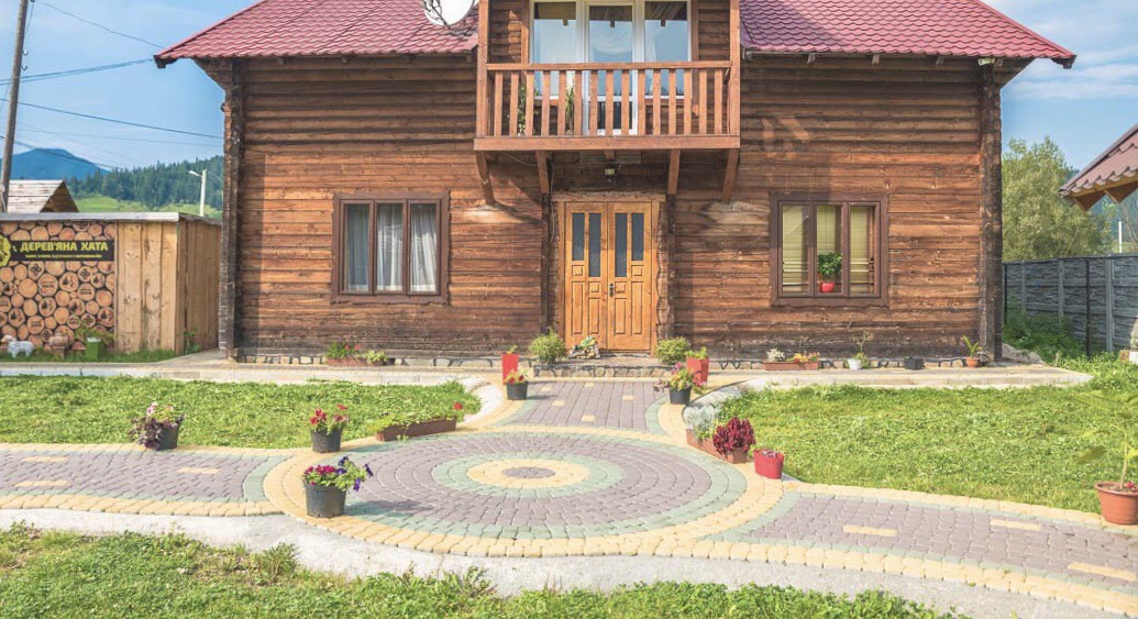 Садиба 'Дерев’яна хата' Верховина