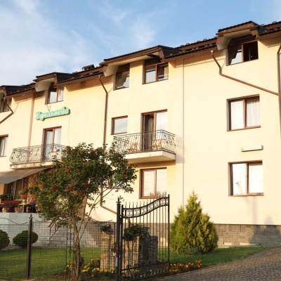 Готель Едельвейс