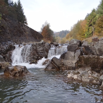 Водоспад Спад у Щаві
