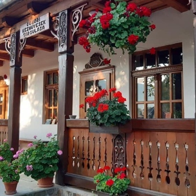 Gemer Craft Fair at Krásnohorská Dlhá Lúka below Krásna Hôrka