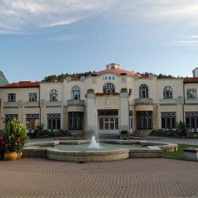 Piešťany: the Spa Island, sulphur mud and thermal baths