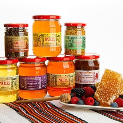 Med Karpat apiary, Khust