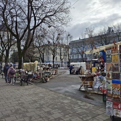 Vernissage Craft and Souvenir Market, Lviv
