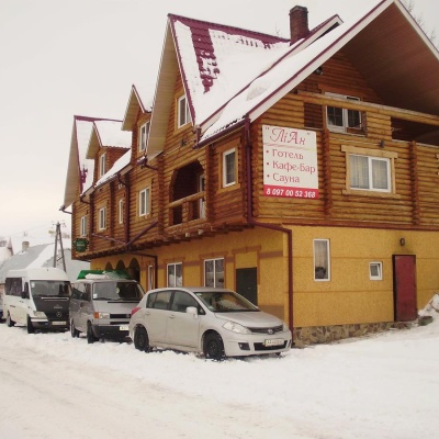 Hotel-Restaurant 'LiAn' Mykulychyn