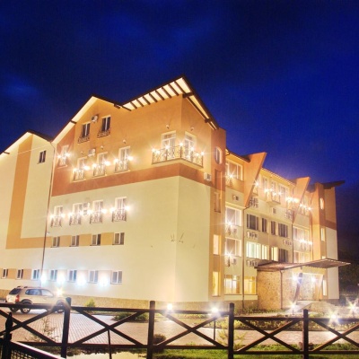 Health and Wellness Complex 'Zhyva Voda' Mykhyliya (pool, sauna, hot tub, salt room)