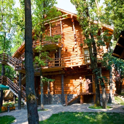 Hotel and Entertainment Complex 'Praha Wood House' Uzhhorod
