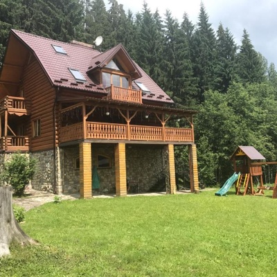 Cottage 'Try Hory' Vorokhta (Tenth Kilometer)