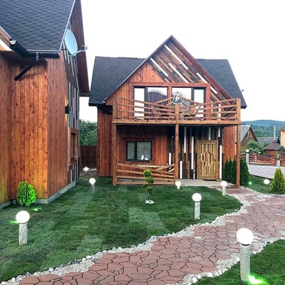 Cottages 'FOUR SEASONS' Mykulychyn
