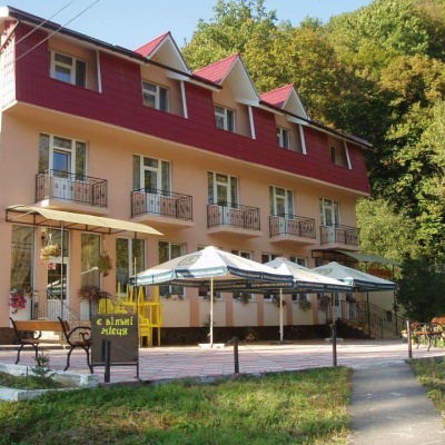 Mini-Hotel 'Smerichka' Shayan