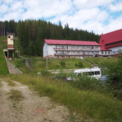 Training and Sports Base 'Zaroslyak' at Hoverla