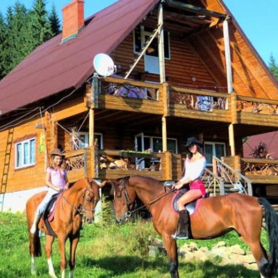 Homestead 'Rancho in the Carpathians'
