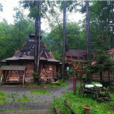 Kompleks turystyczny 'SKELYA' Bubnyshche
