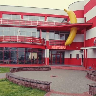 Emigrand art hotel&restobar