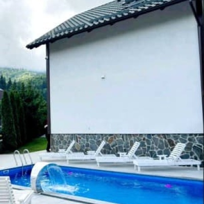 Гірська Соната Hotel & Apartments