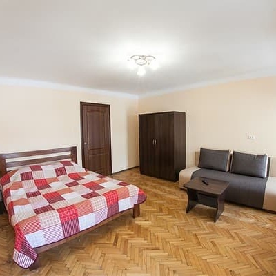 Oberig вул. Вірменська, 12