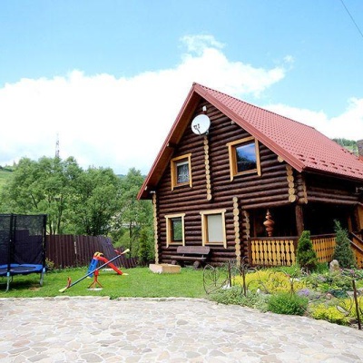 Homestead 'Karpatyske Sontse' Kozyova