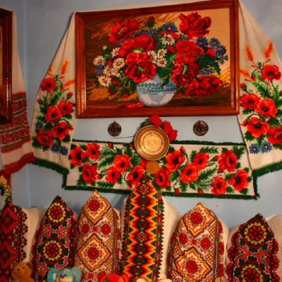 Muzeum Huculskiego Haftu w wiosce Zelene, powiat Werchowyna — 5