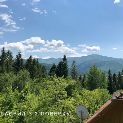 Котедж / кімнати у лісній місцевості м.Сколе 