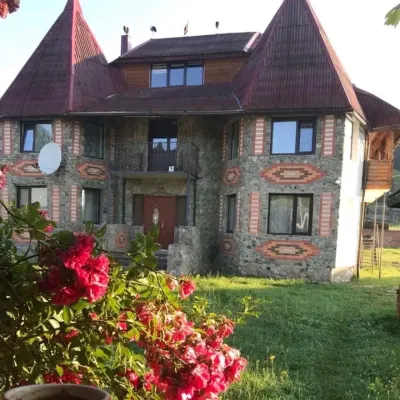 Садиба «Sharm karpaty » — 2