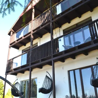 Apartamenty "Mayak". Domek w Karpatach z widokiem na góry